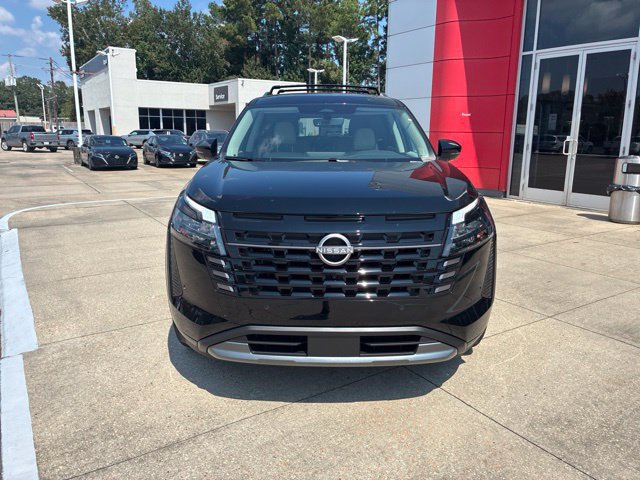New 2026 Nissan Pathfinder SL w/ SL Premium Package FWD image 2