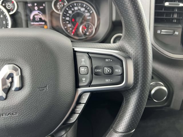 New 2026 RAM 1500 Express AWD/4WD image 17