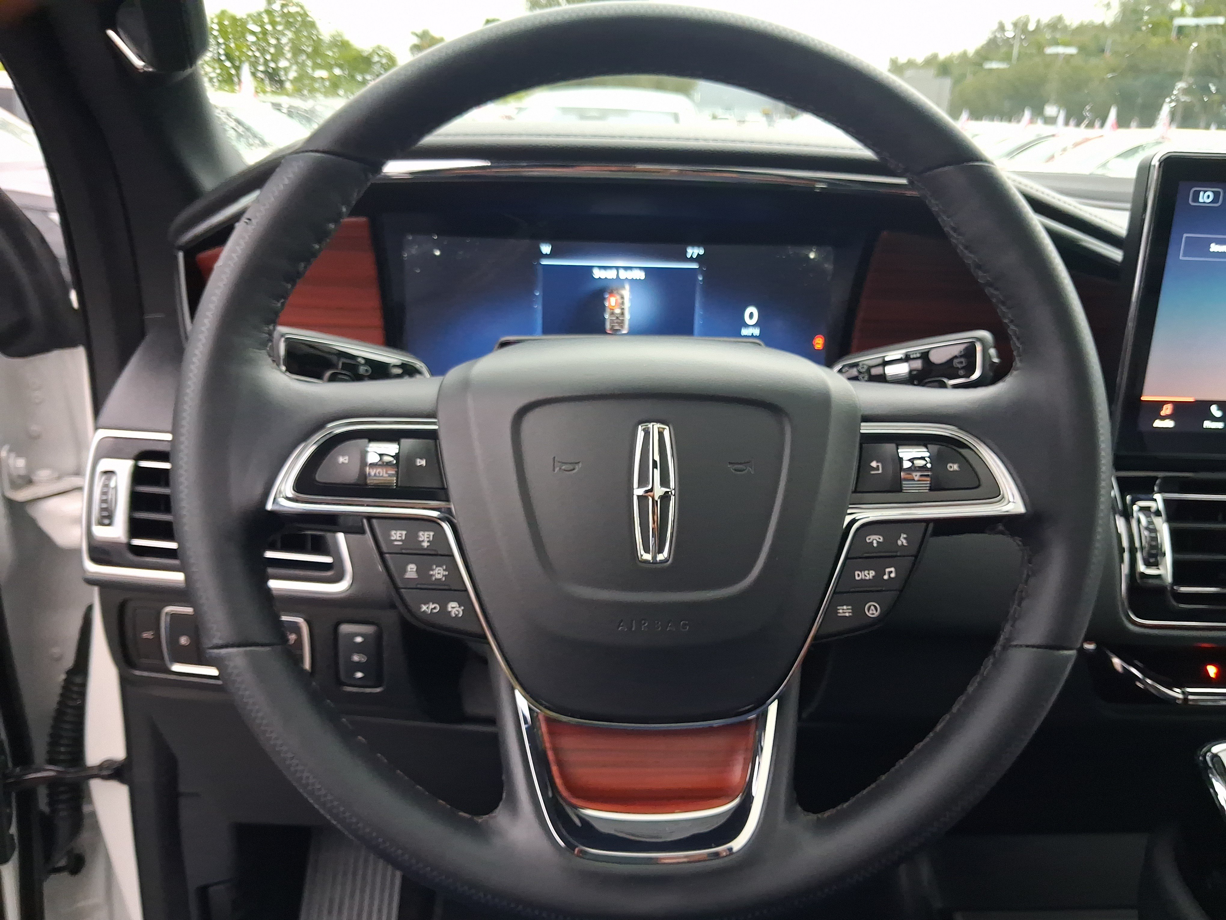 Used 2024 Lincoln Navigator Premiere AWD/4WD image 14