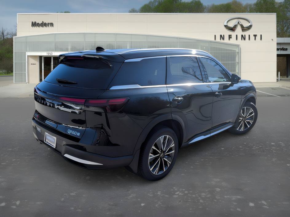 Certified 2026 INFINITI QX60 Luxe w/ Family Package AWD/4WD image 4