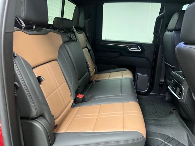 Used 2025 Chevrolet Silverado 3500 High Country w/ High Country Premium Package AWD/4WD image 49