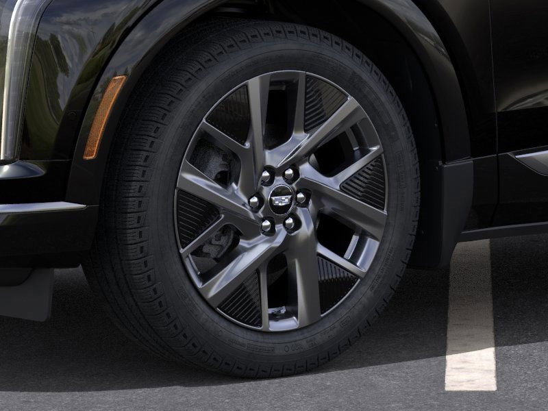 New 2026 Cadillac Optiq Luxury 1 image 9