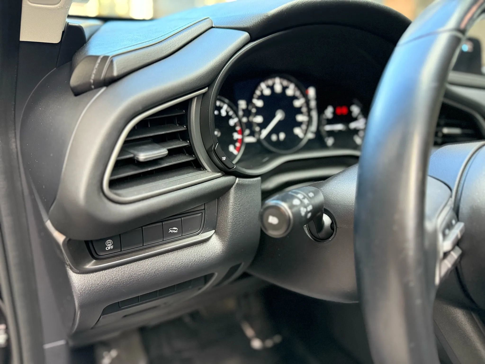 Used 2021 MAZDA CX-30 AWD 2.5 S w/ Select Package image 17