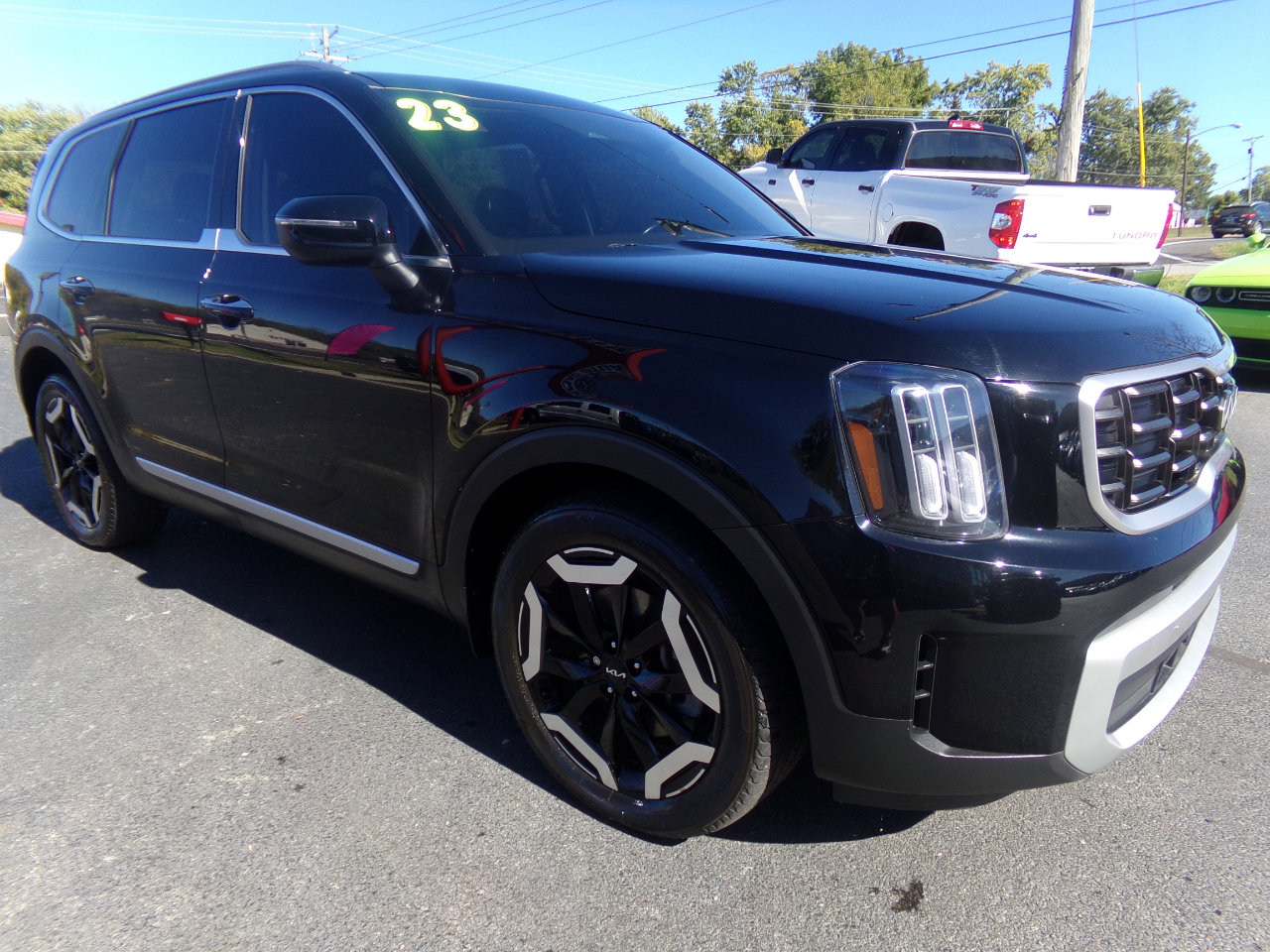 Used 2023 Kia Telluride S w/ S Sunroof Package image 1