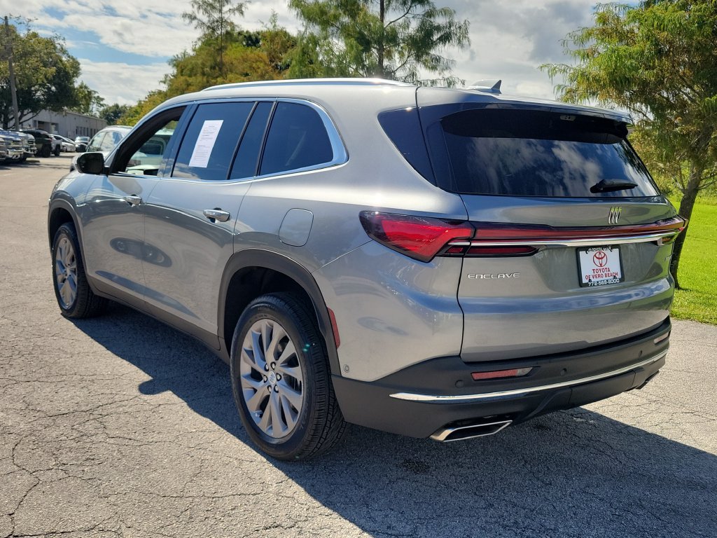 Used 2026 Buick Enclave Preferred w/ Super Cruise Package FWD image 6