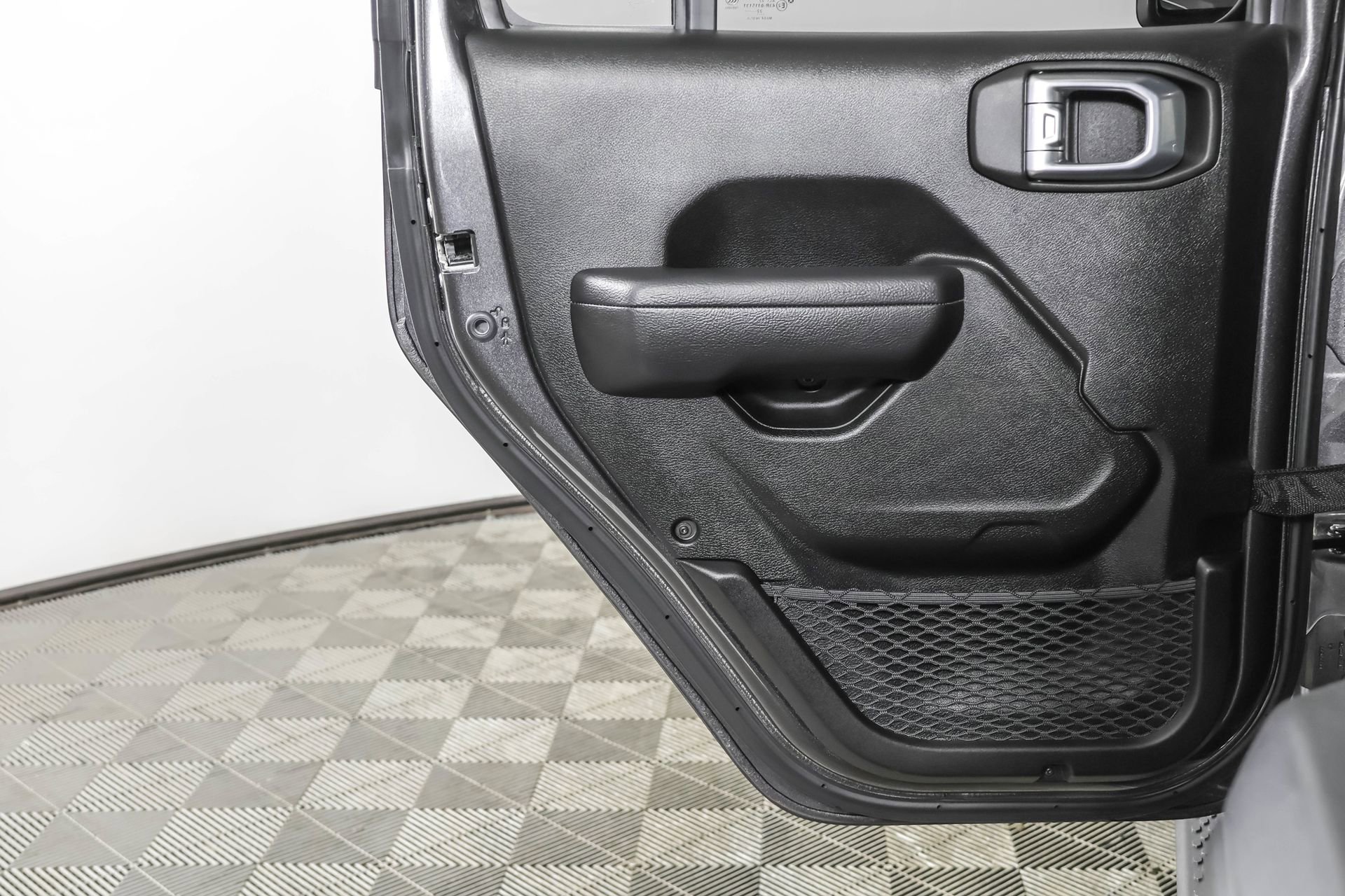 Used 2022 Jeep Wrangler Unlimited Sport S image 44