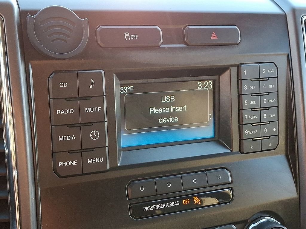 Used 2015 Ford F150 XLT AWD/4WD image 5