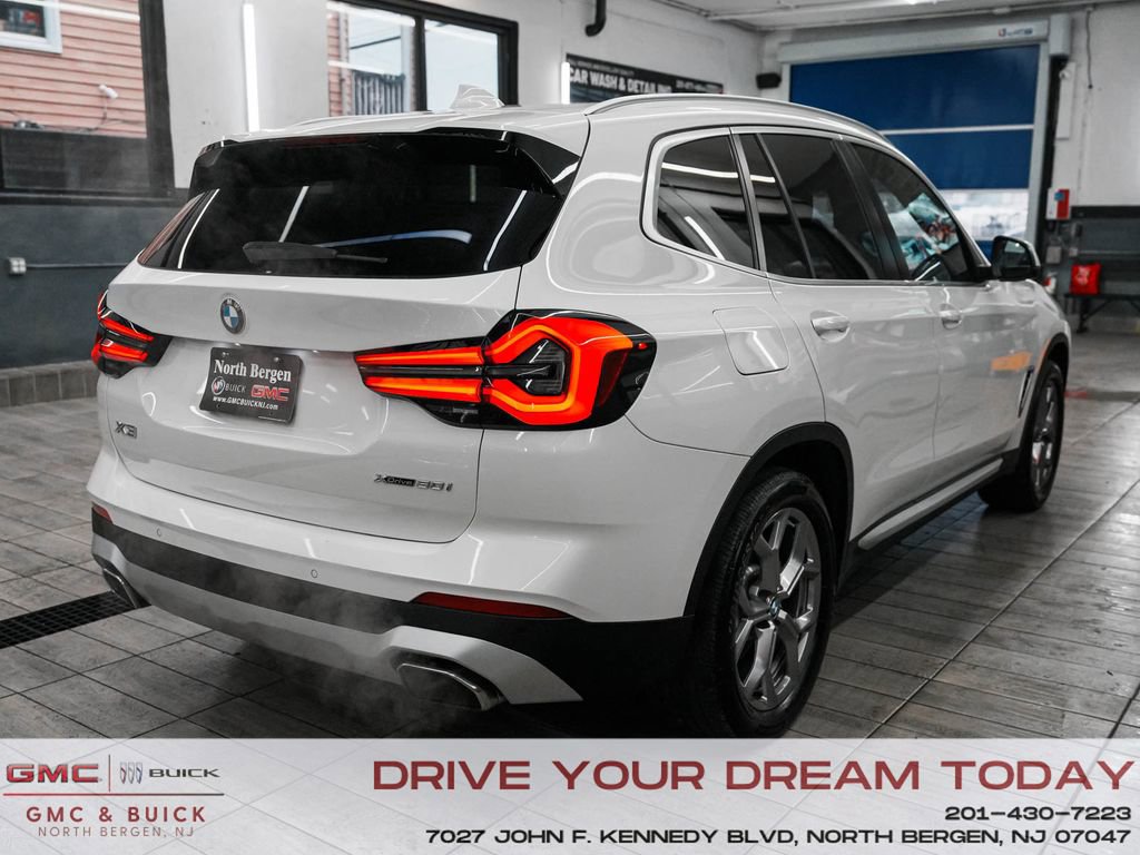 Used 2023 BMW X3 xDrive30i w/ Premium Package image 8