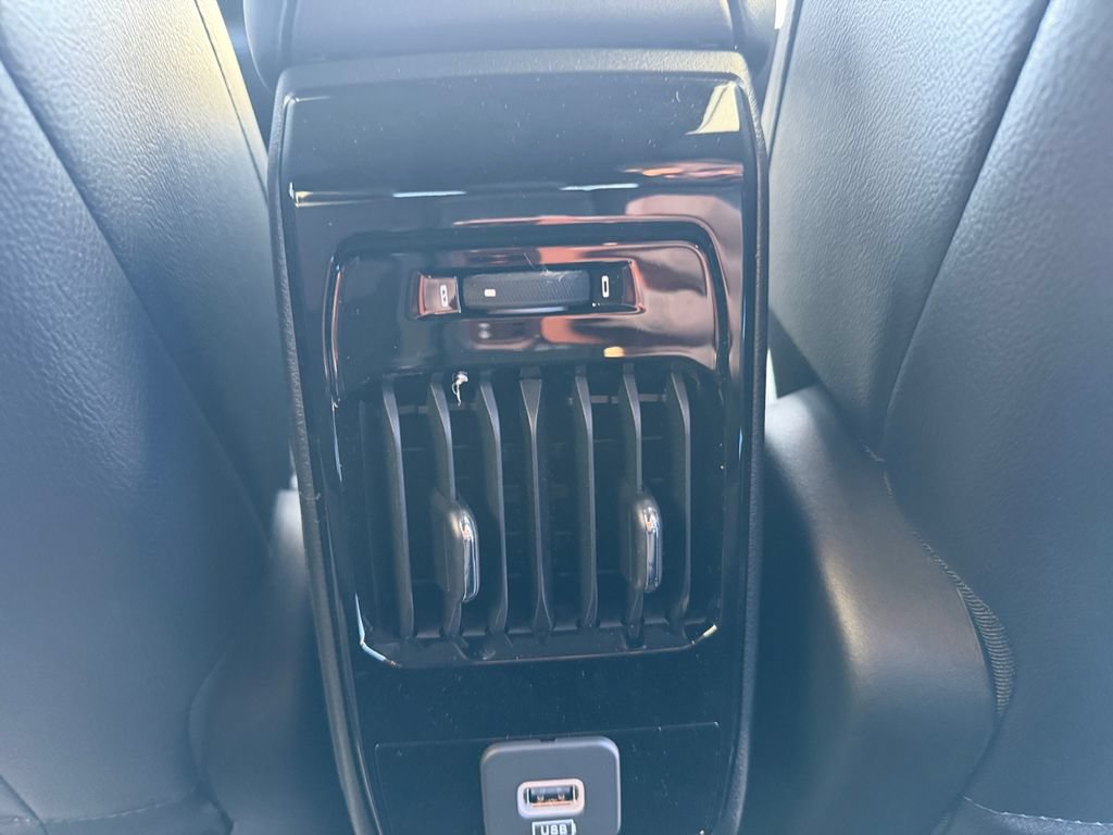 New 2026 Jeep Compass Latitude AWD/4WD image 16