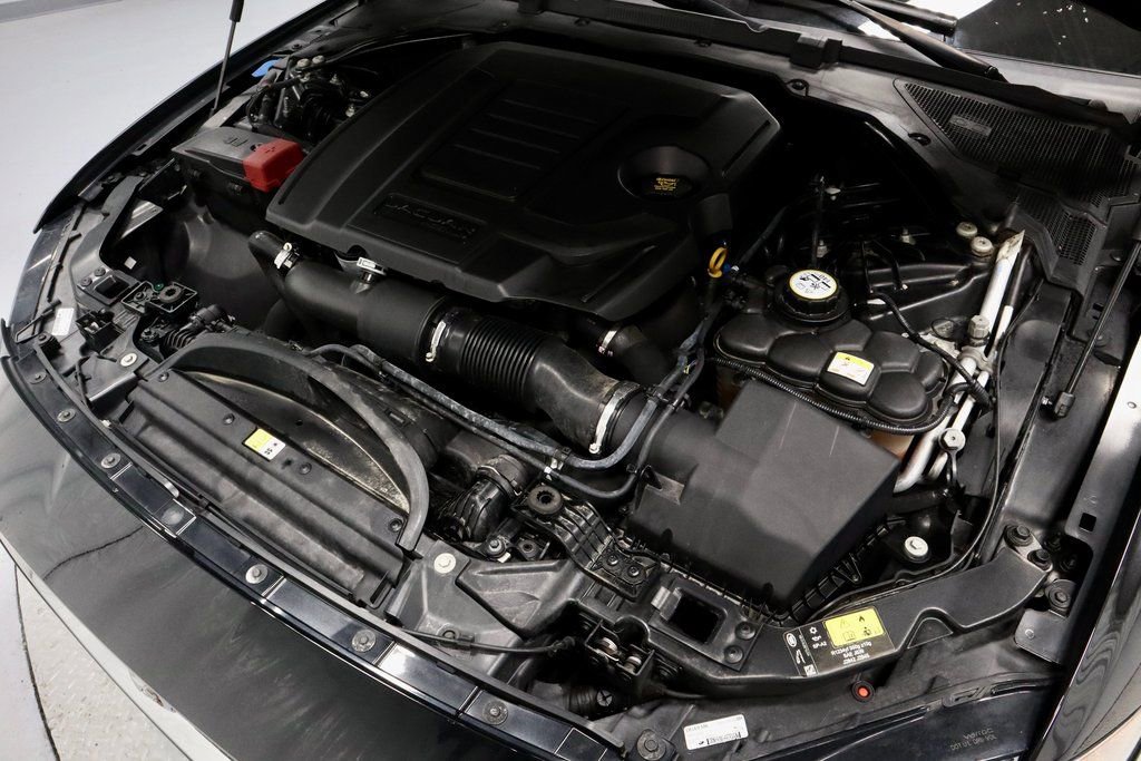 Used 2020 Jaguar XF Prestige image 17