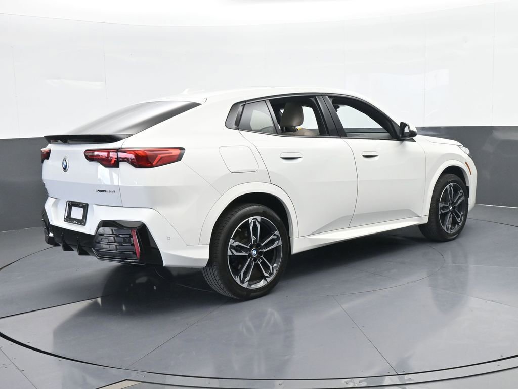 Used 2025 BMW X2 xDrive28i image 6