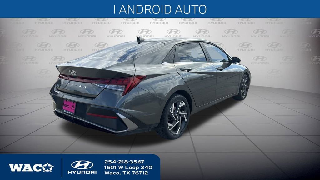 Used 2024 Hyundai Elantra SEL w/ Convenience Package image 8