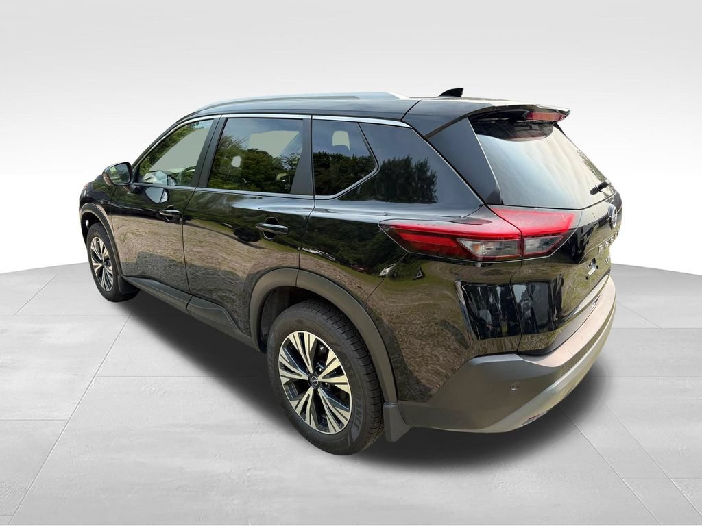 Used 2023 Nissan Rogue SV AWD/4WD image 4