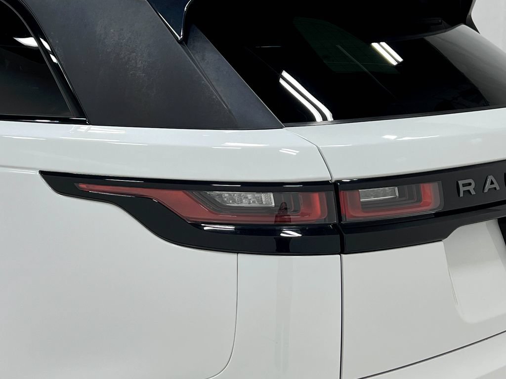 Used 2018 Land Rover Range Rover Velar R-Dynamic SE AWD/4WD image 37