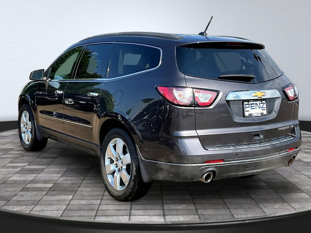 Used 2013 Chevrolet Traverse LTZ FWD image 5