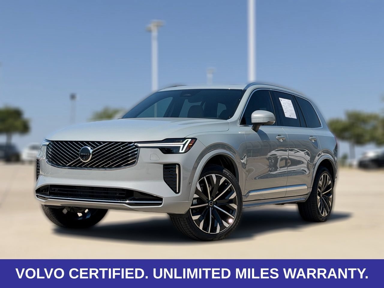 Certified 2026 Volvo XC90 B6 Plus w/ Protection Package Premier AWD/4WD image 2