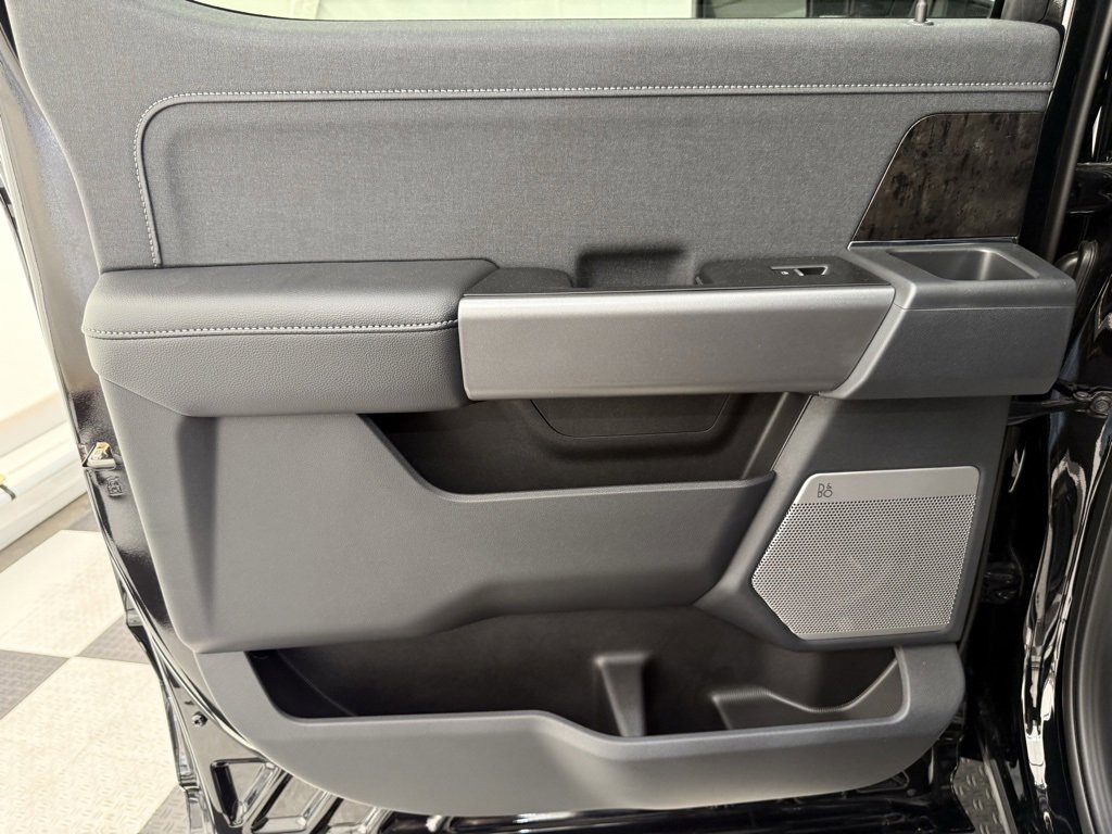 New 2026 Ford F350 4x4 Crew Cab Super Duty image 15