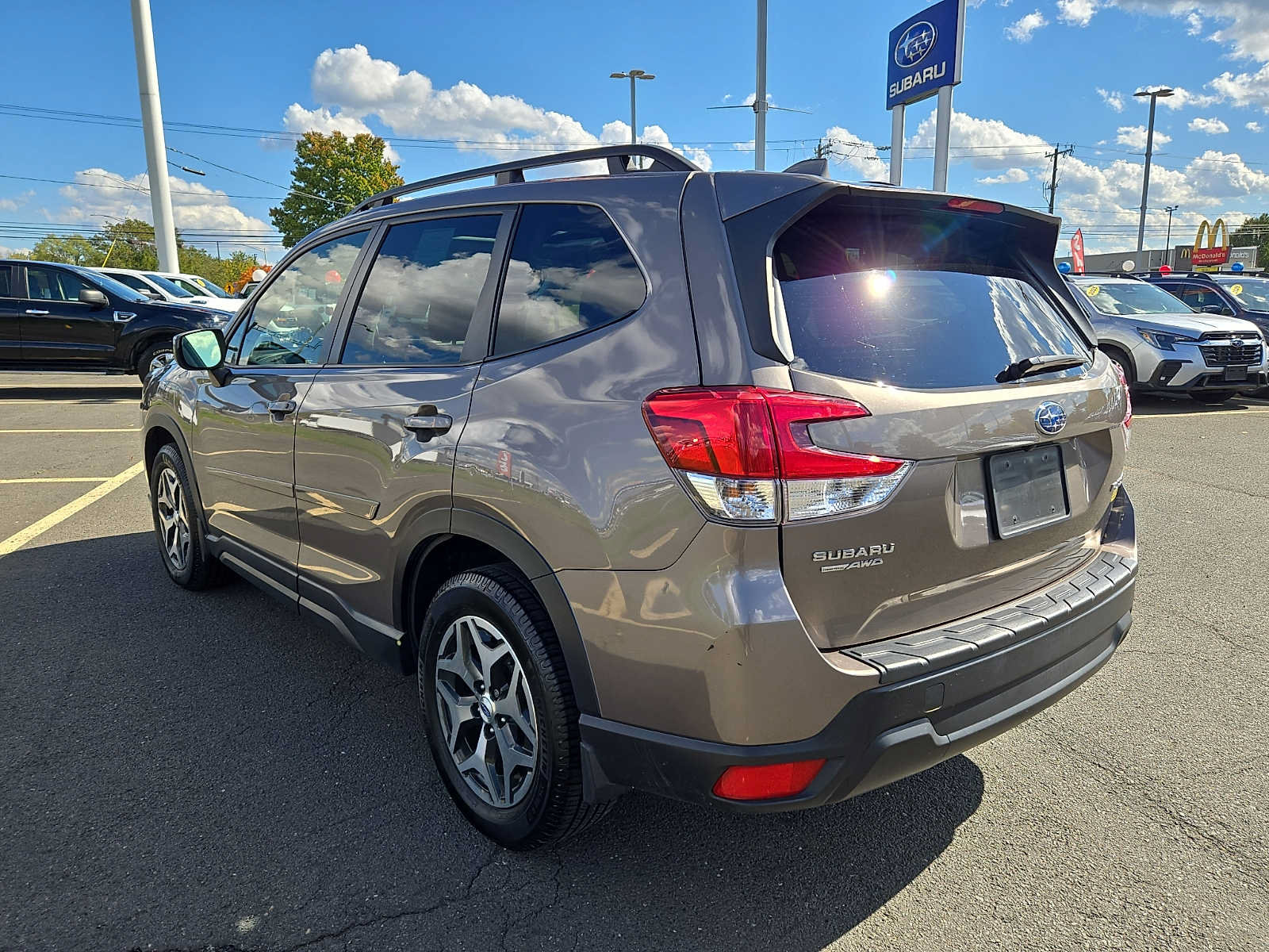 Used 2023 Subaru Forester Premium AWD/4WD image 4