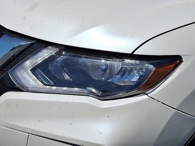 Used 2019 Nissan Rogue SV w/ Premium Package AWD/4WD image 29
