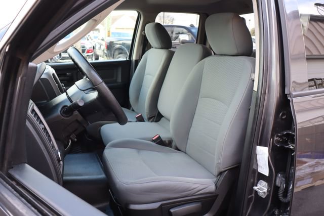 Used 2017 RAM 1500 ST w/ SXT Appearance Group AWD/4WD image 23