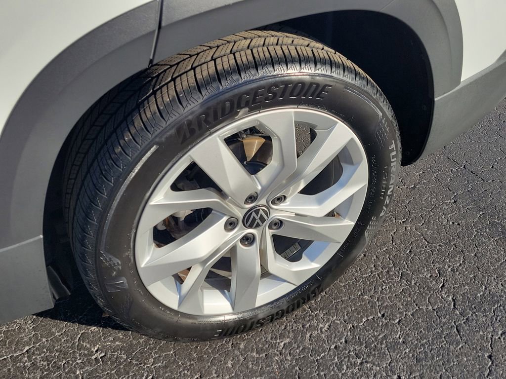 Used 2023 Volkswagen Taos S w/ IQ Drive S Package image 5