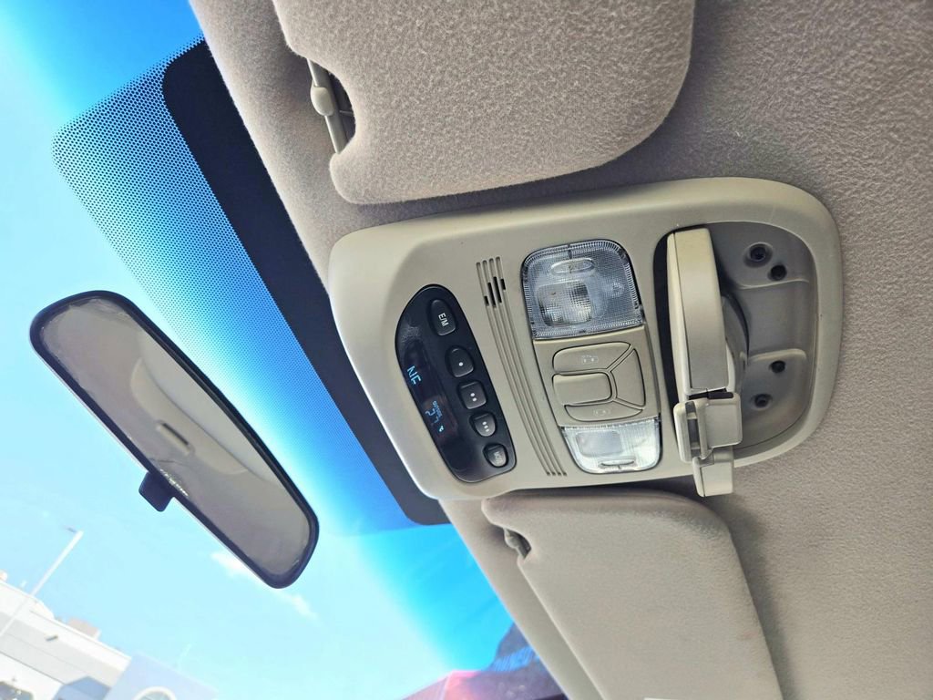 Used 2008 Toyota Sienna LE image 28