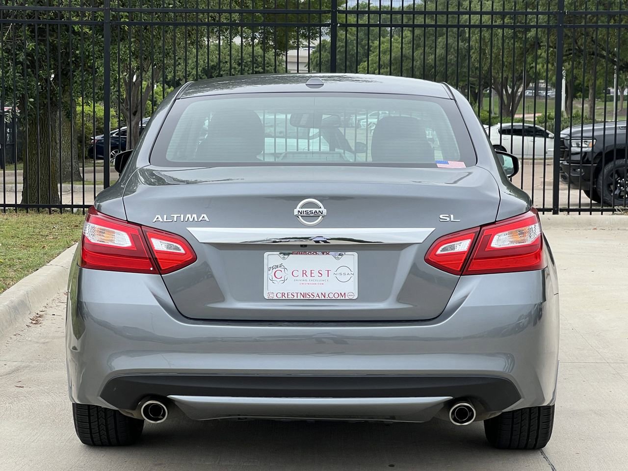 Used 2016 Nissan Altima 2.5 SL w/ 2.5 Technology w/LED Package FWD image 4