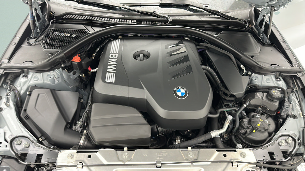 Used 2026 BMW 330i xDrive Sedan AWD/4WD image 26