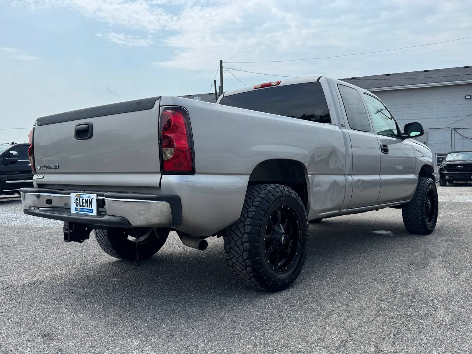 Used 2006 Chevrolet Silverado 1500 LT w/ Onstar Plus Package RWD image 4