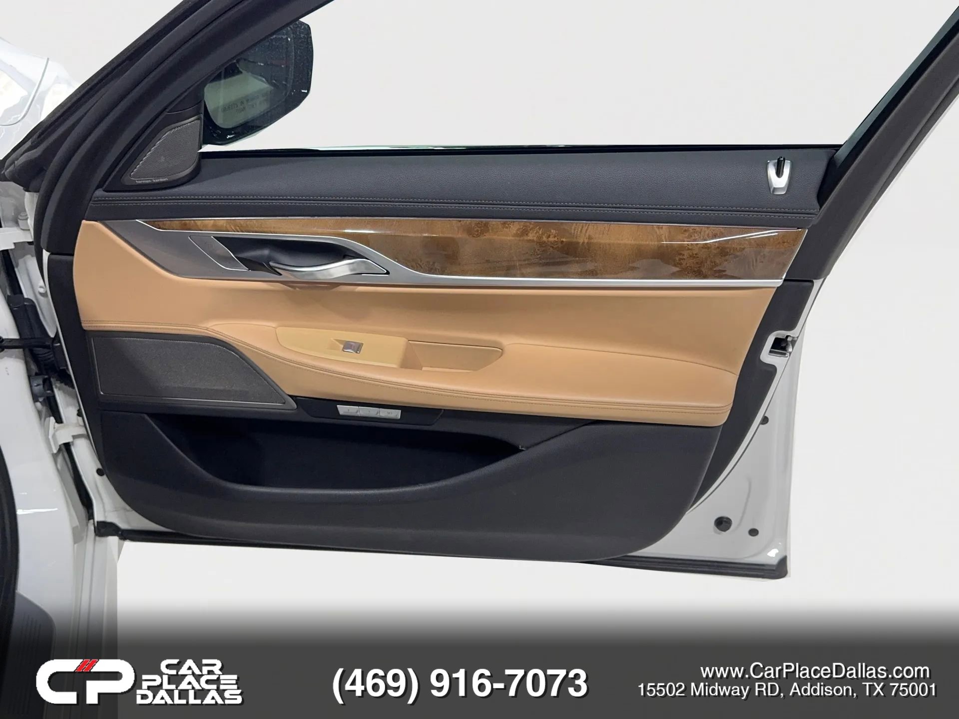 Used 2016 BMW 750i 750i Sedan 4D image 30