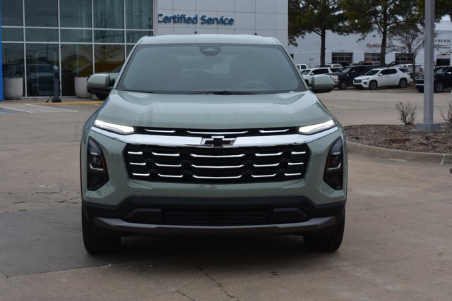 New 2026 Chevrolet Equinox LT image 2