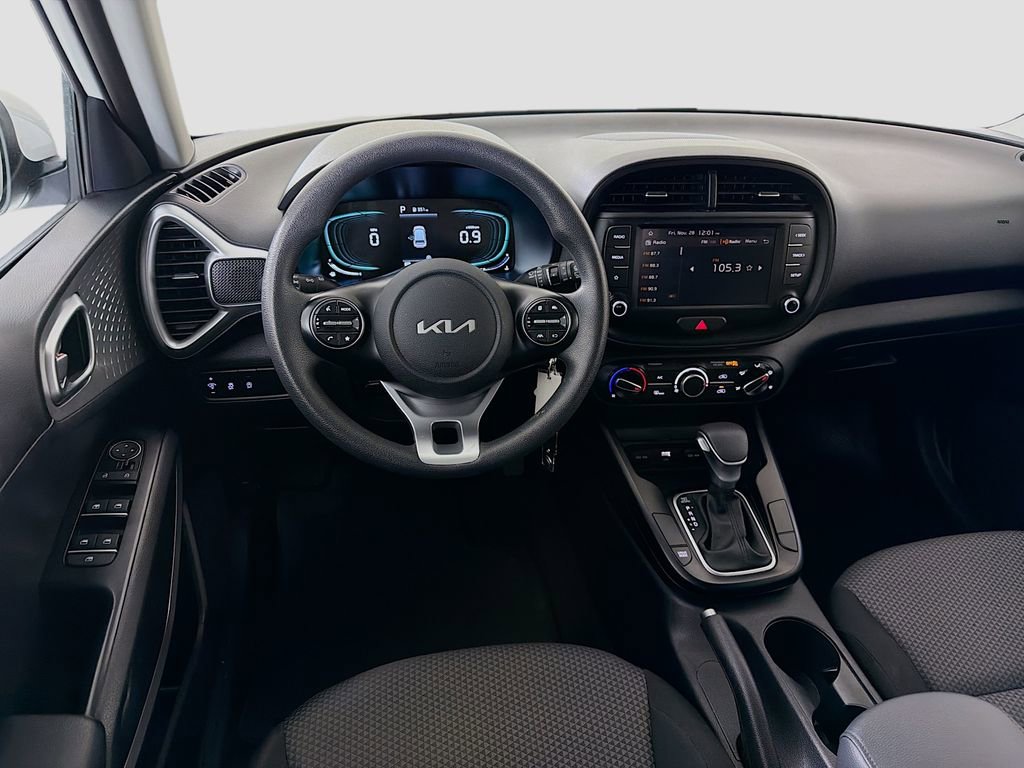 Used 2024 Kia Soul LX w/ Option Group 015 image 23