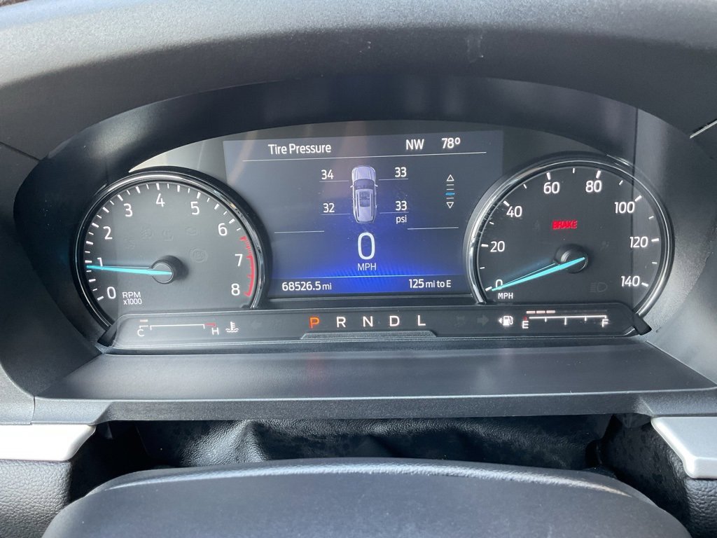 Used 2022 Ford Explorer XLT image 15