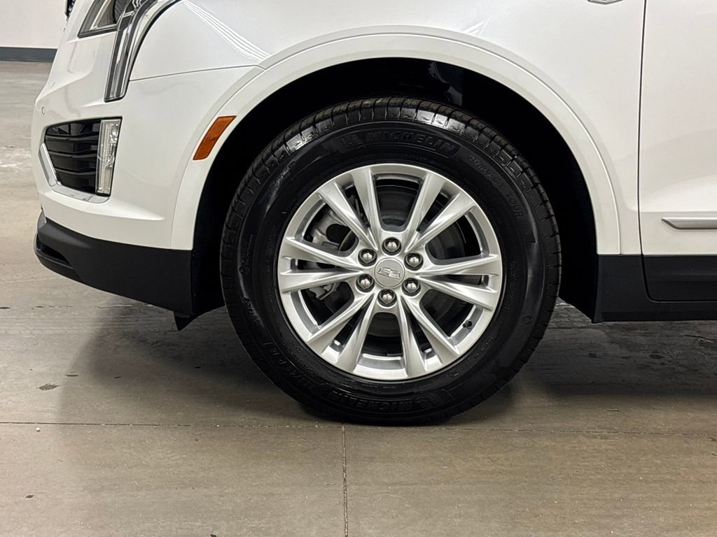 New 2026 Cadillac XT5 Luxury w/ LPO, Floor Liner Package image 10
