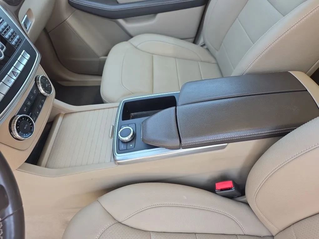 Used 2015 Mercedes-Benz ML 350 2WD w/ Premium 1 Package image 37