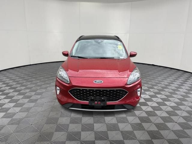 Used 2020 Ford Escape Titanium w/ Titanium Premium Package 2.0 AWD/4WD image 14