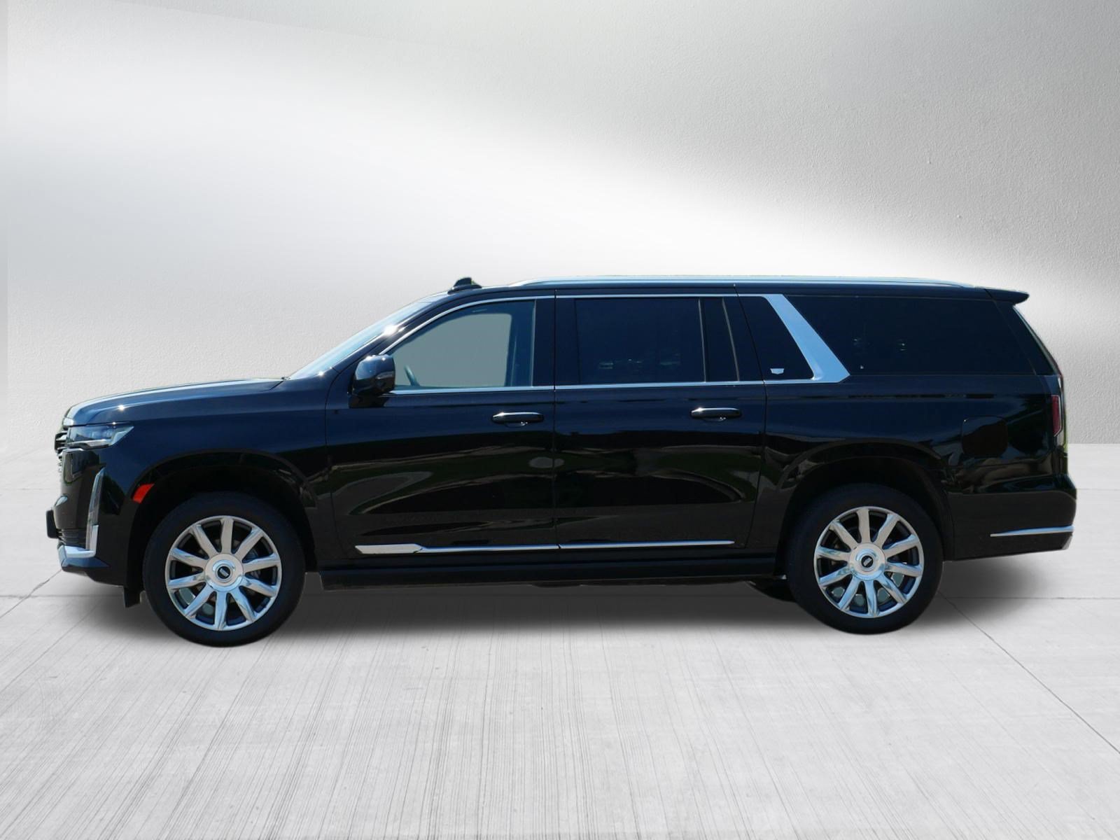 Certified 2024 Cadillac Escalade ESV Premium Luxury Platinum AWD/4WD image 3