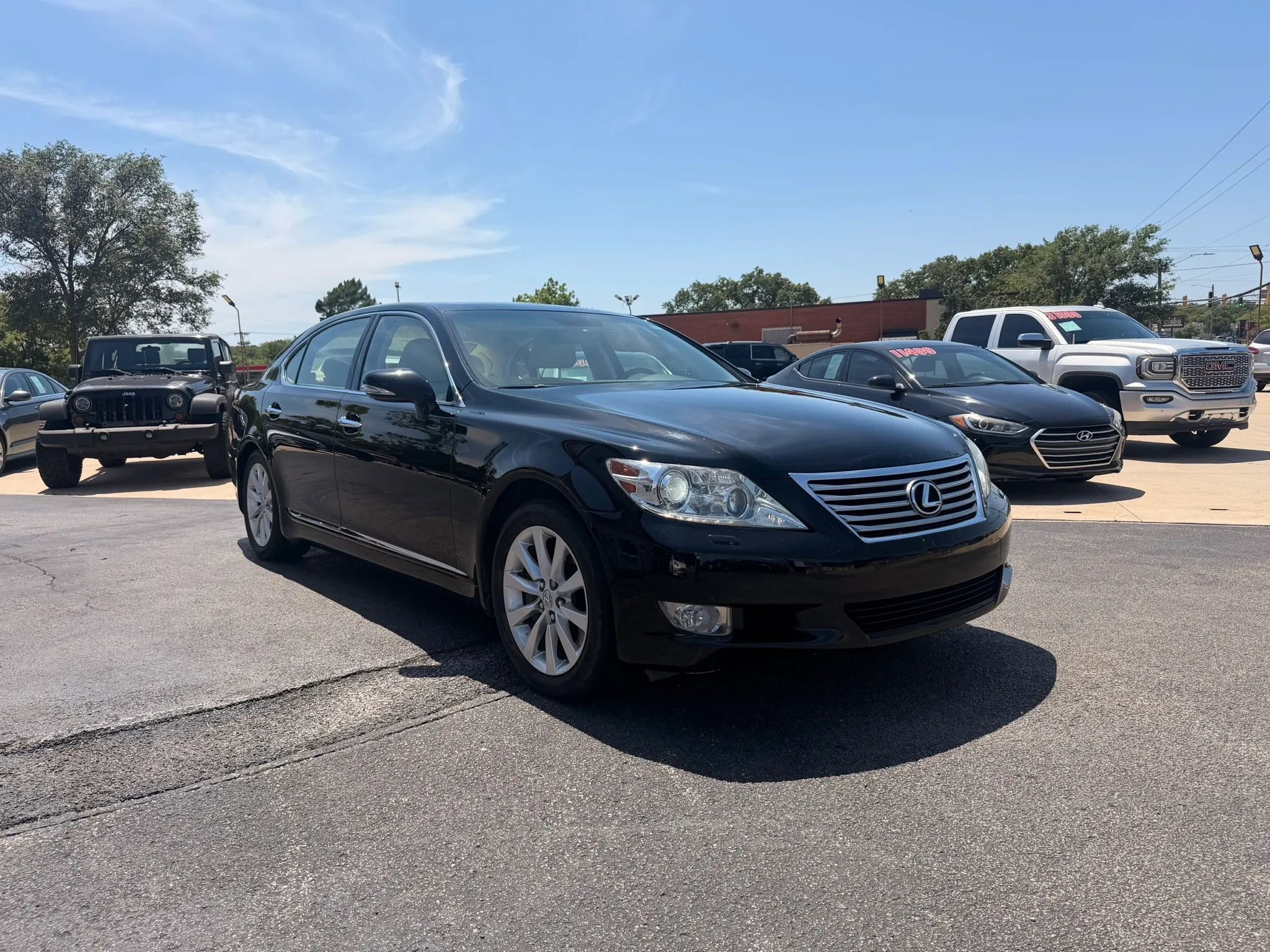 Used 2011 Lexus LS 460 L w/ Luxury Pkg AWD/4WD image 7