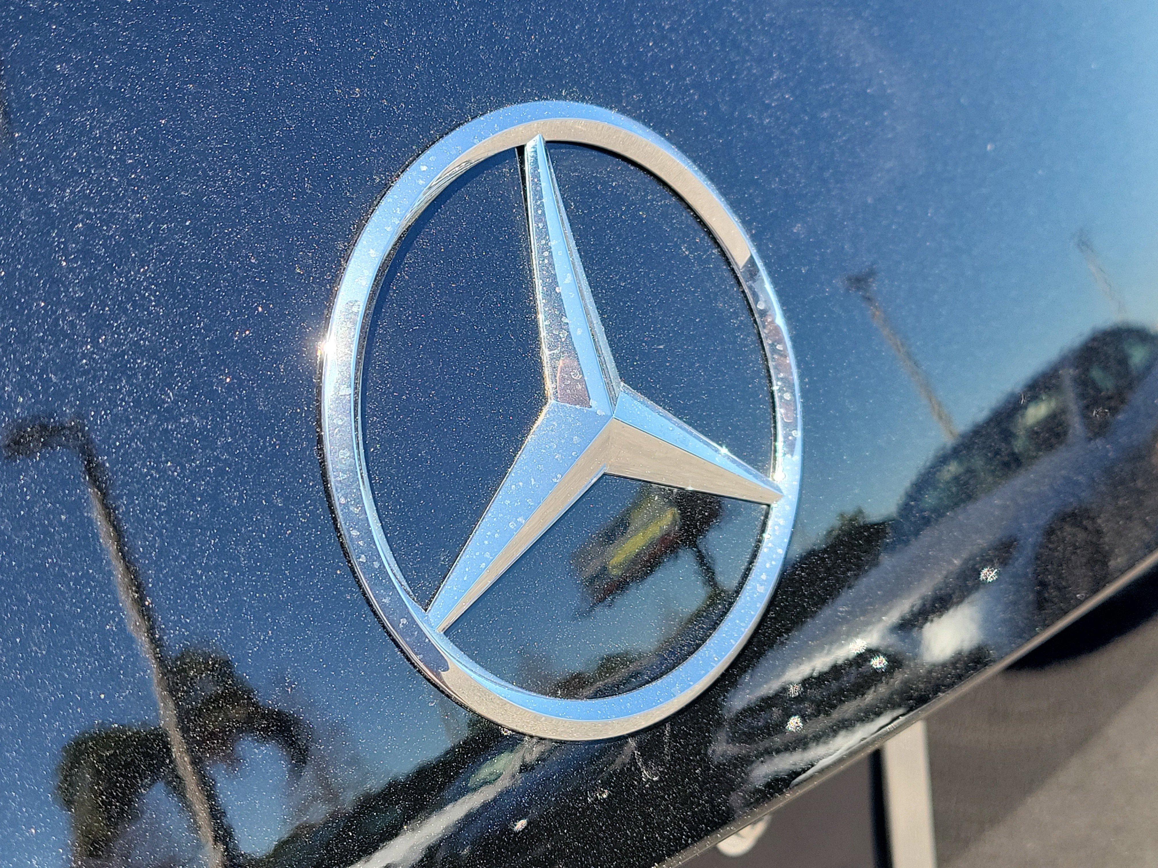 Certified 2025 Mercedes-Benz C 300 Sedan image 31