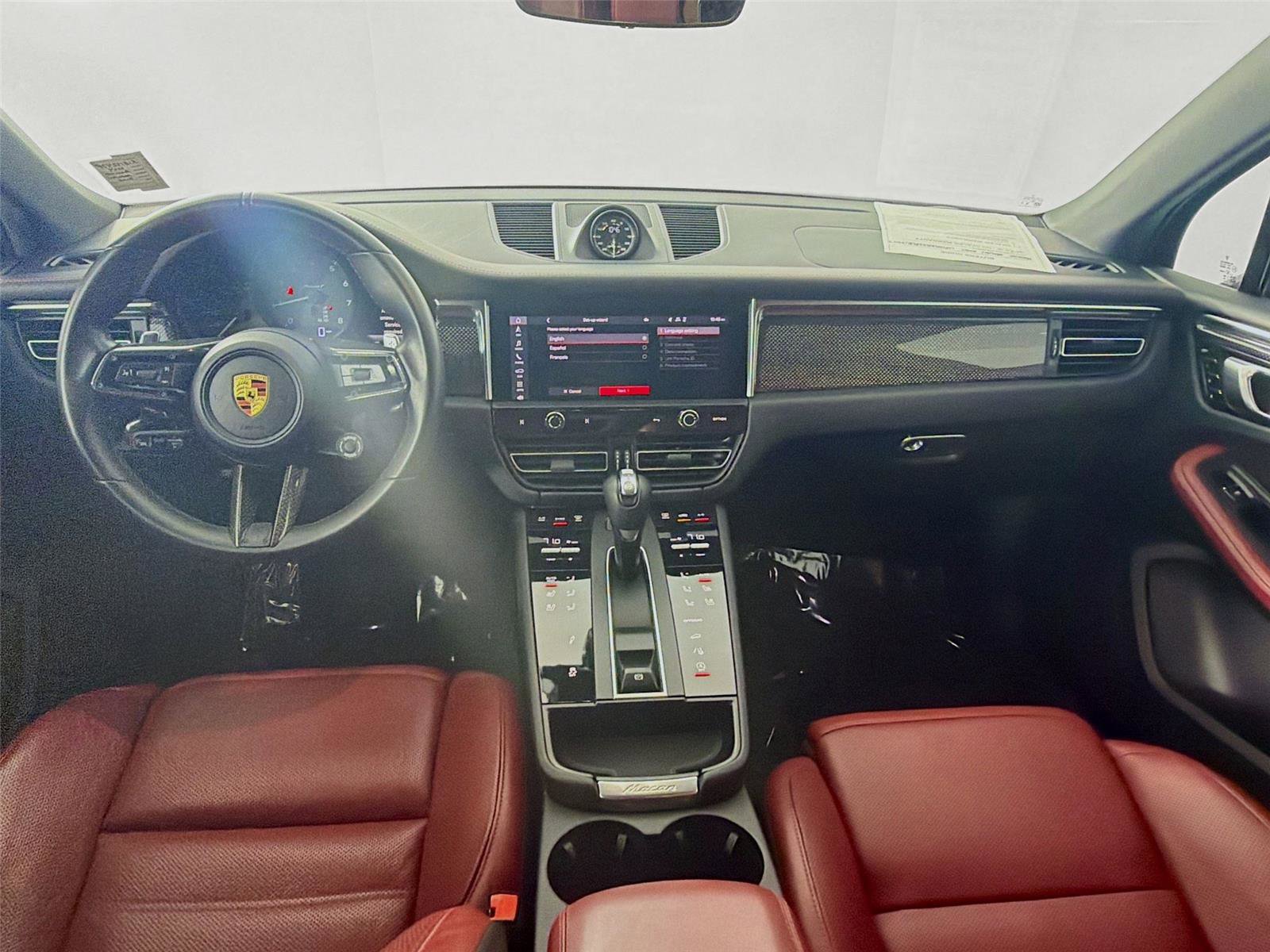 Certified 2024 Porsche Macan Turbo image 11