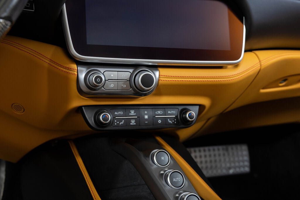 Certified 2020 Ferrari Portofino RWD image 51