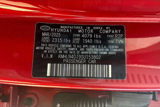 New 2025 Hyundai Elantra Limited image 13