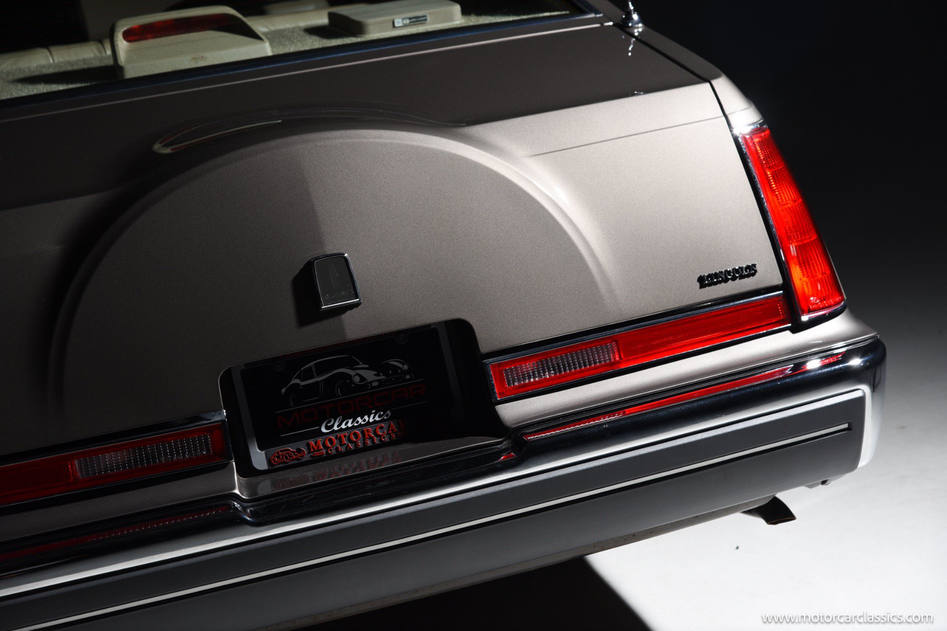 Used 1988 Lincoln Mark VII LSC RWD image 17