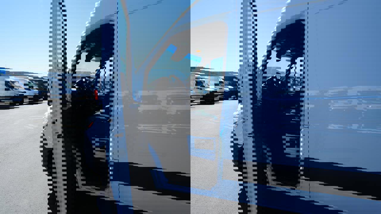 Used 2024 Mercedes-Benz Sprinter 144 Cargo image 8