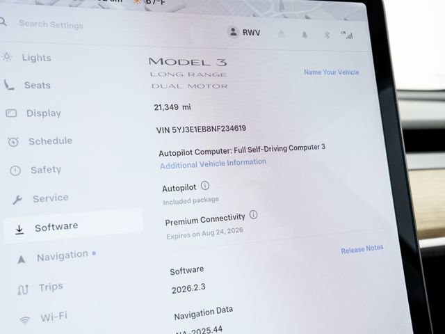 Used 2022 Tesla Model 3 Long Range image 15