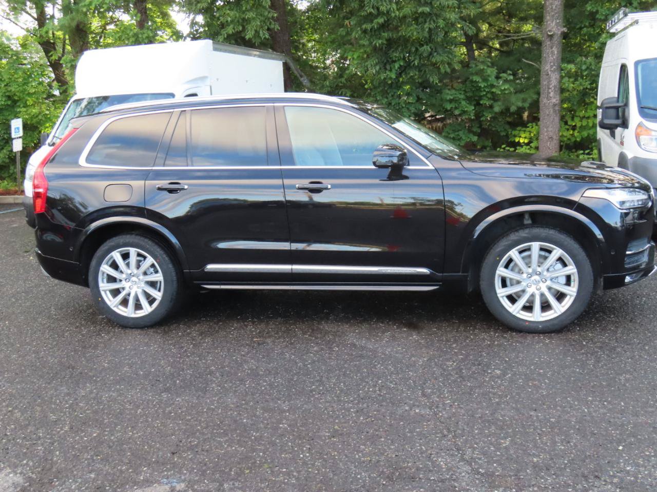 Used 2018 Volvo XC90 T6 Inscription w/ Convenience Package AWD/4WD image 6