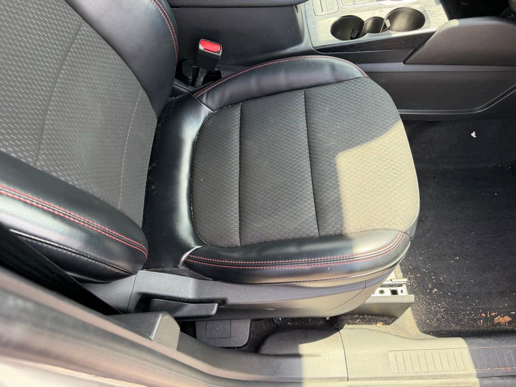 Used 2024 Ford Escape ST-Line FWD image 18