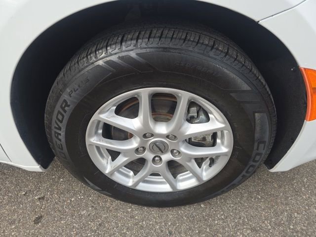 Used 2023 Chrysler Voyager LX image 35