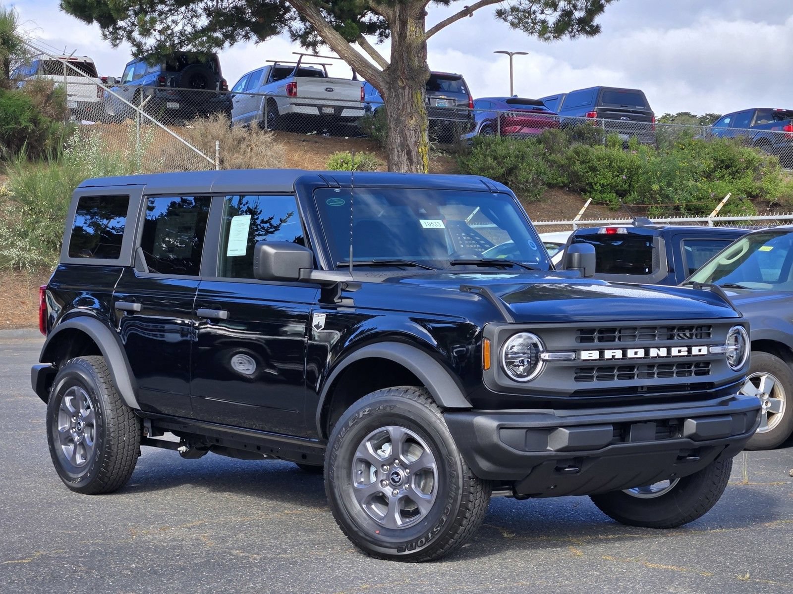 New 2026 Ford Bronco Big Bend AWD/4WD image 2