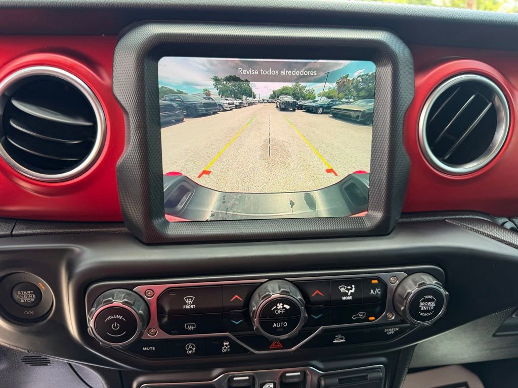Used 2021 Jeep Gladiator Rubicon AWD/4WD image 25
